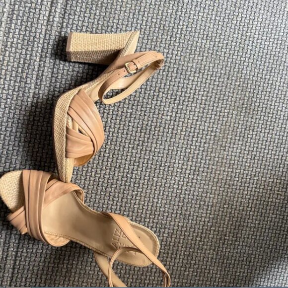 Doughnut Shoes - NEW Avril Cookie Dough Block Heel Sandals – Women’s Size EU 37.